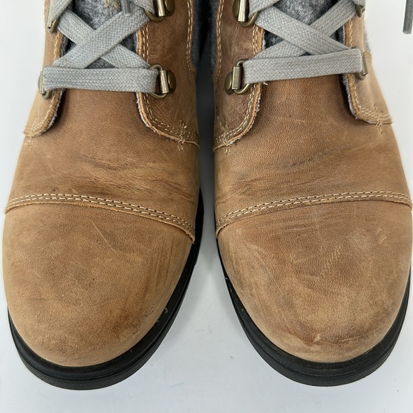 Sorel Major Carly Lace UP Boots Tan Grey with Side Zipper Anthropologie Size 8 - Picture 9 of 13